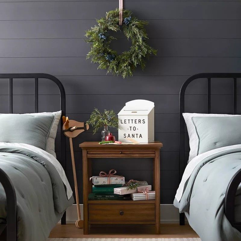 www.jingtongfurniture.com